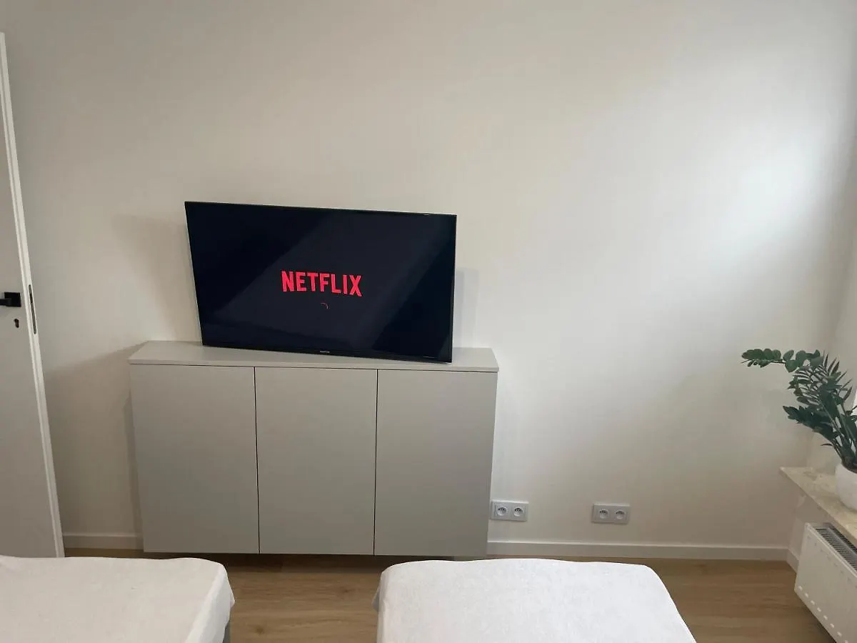 Apartament 4 Bed 2 Room Warsaw 0*,