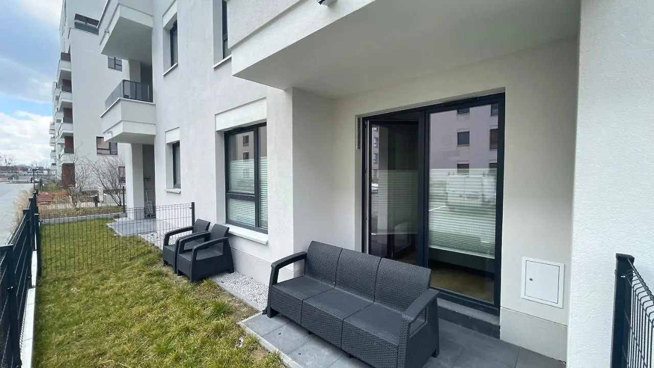 Apartament 4 Bed 2 Room Warsaw Poland